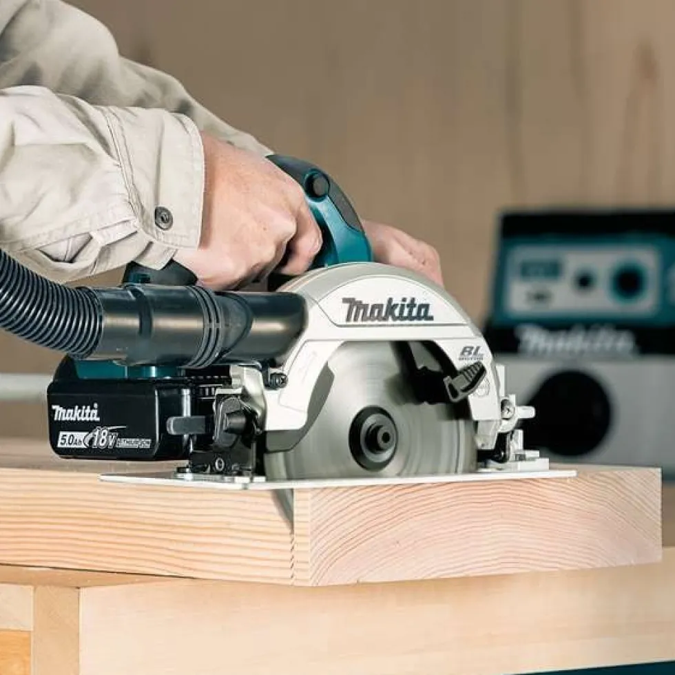 Makita Cirkelsåg DHS660Z BL 165mm 18V utan batteri & laddare