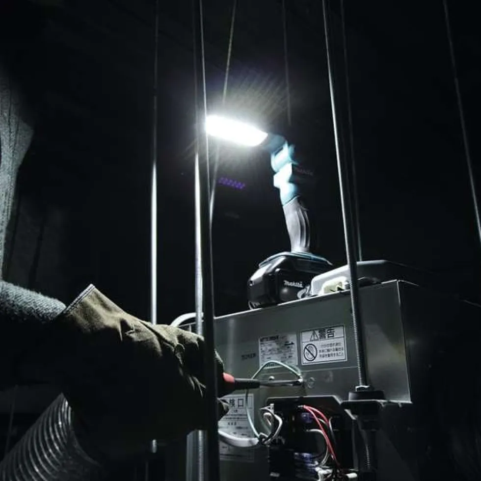 Makita Lampa DEADML801 LED 14,4/18V utan batteri & laddar