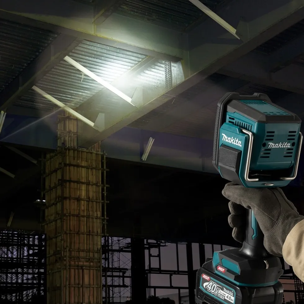 Makita Led Lampa XGT 40V 1250 lm utan Batteri & Laddare
