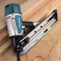 Makita Spikpistol AN943K 34G i väska