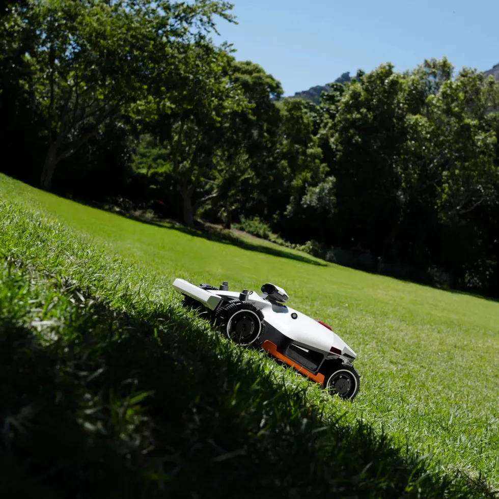 Mammotion Luba 2 AWD 5000X Robotgräsklippare