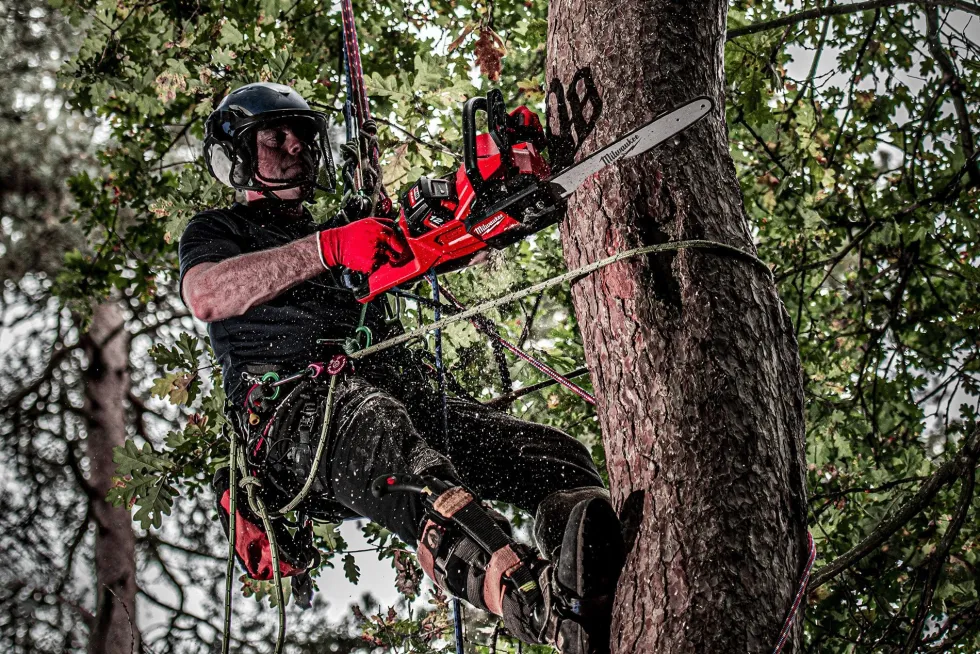 Milwaukee M18 FCHS-122 Motorsåg
