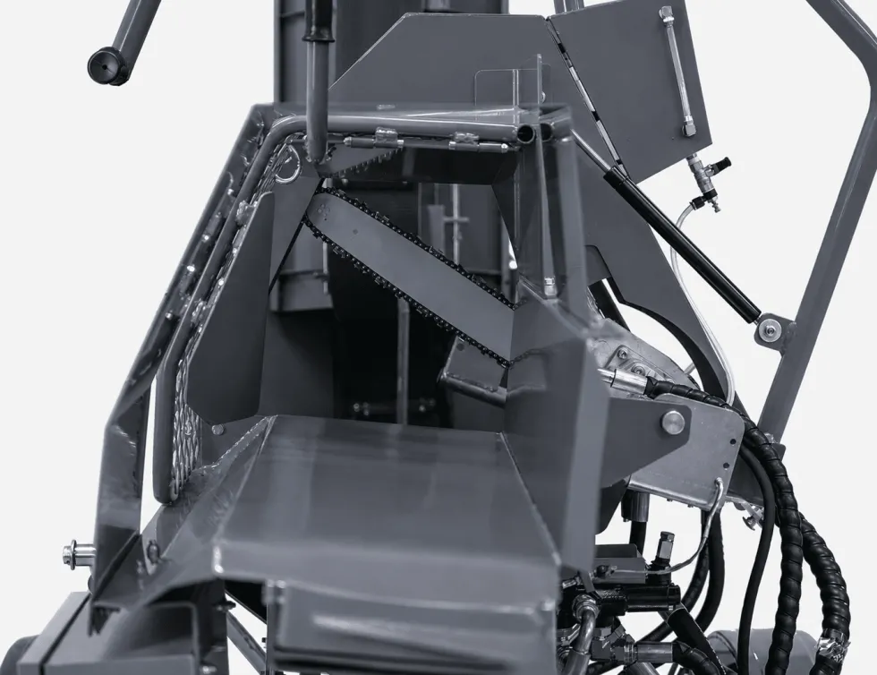Rovik Vedmaskin 330 Briggs & Stratton med Elevator