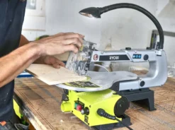 Ryobi Kontursåg 125W RSW1240G