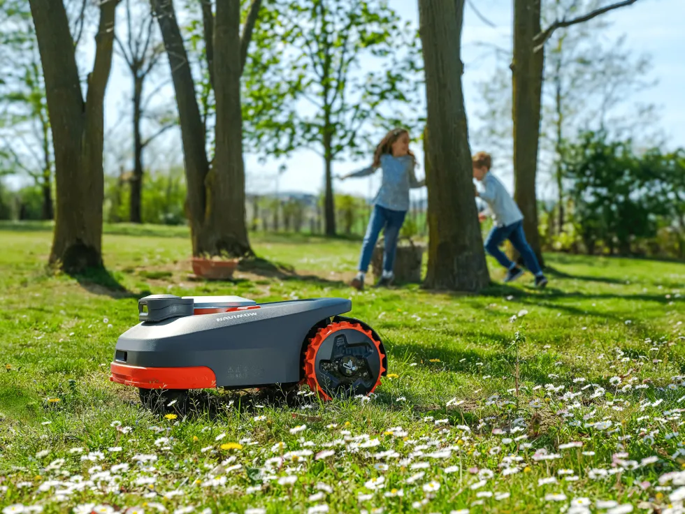 Segway Navimow H800E-VF Robotgräsklippare