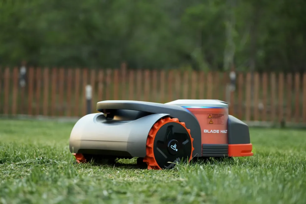 Segway Navimow H800E-VF Robotgräsklippare
