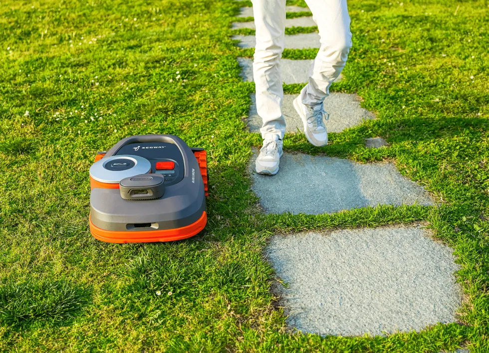 Segway Navimow H800E-VF Robotgräsklippare