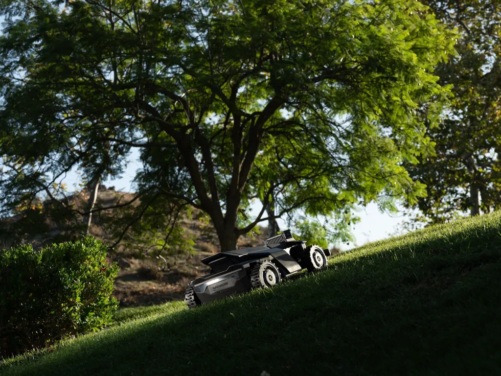 Segway Navimow X430E AWD Robotgräsklippare