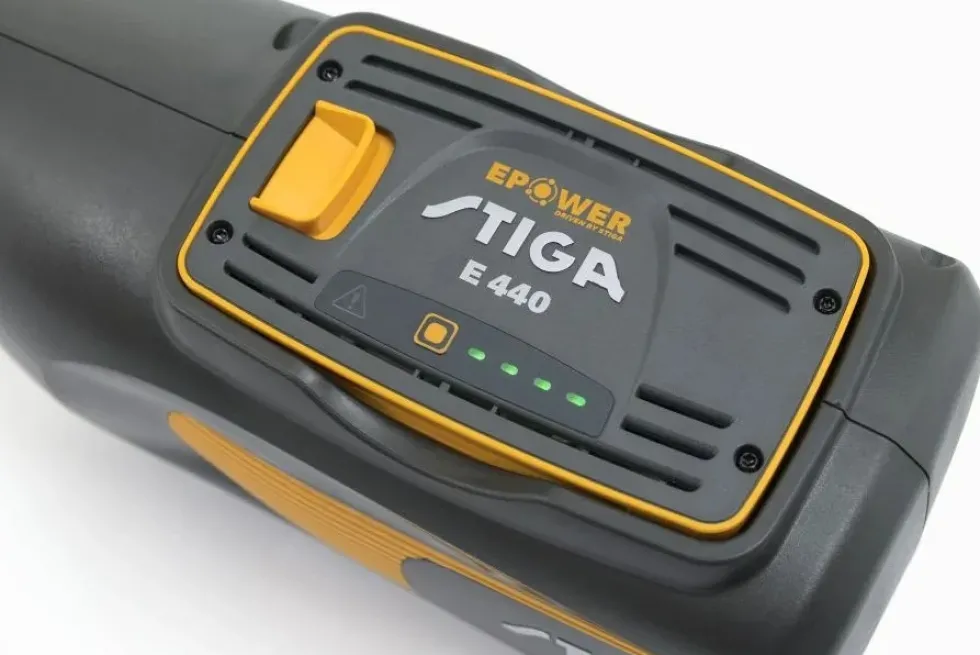Stiga BC 700E B Gräsröjare