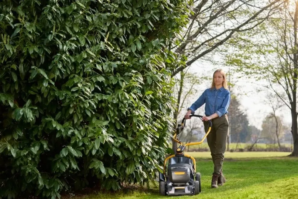 Stiga Combi 753E V Batteridriven Gräsklippare