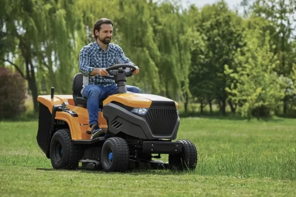 Stiga Estate 584E Batteridriven Trädgårdstraktor
