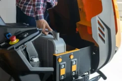 Stiga Estate 598E Batteridriven Åkgräsklippare