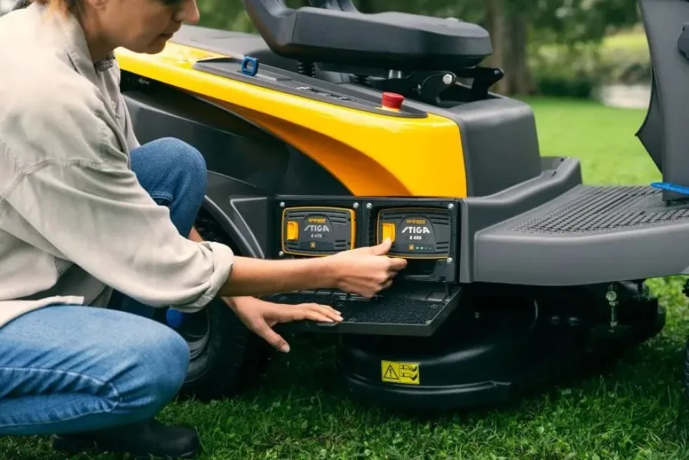 Stiga Trädgårdstraktor batteridriven Swift 372E