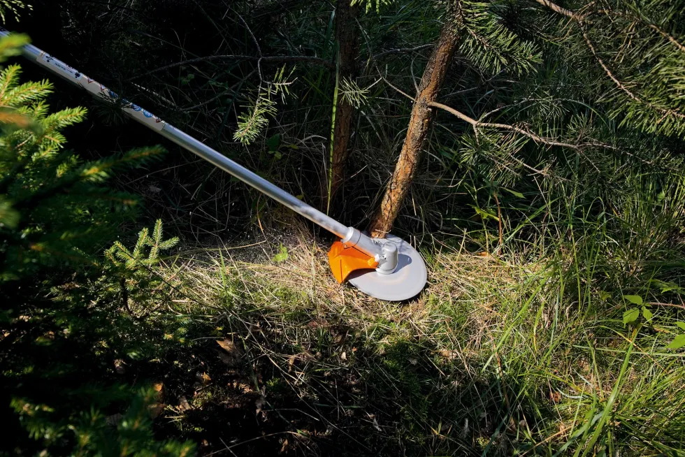 Stihl FS 460 C-EM KW Röjsåg Woodcut