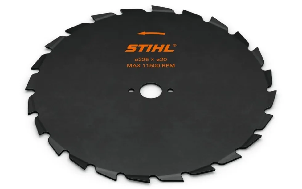 STIHL FS 131 Röjsåg inkl. sele och tre skärutrustningar