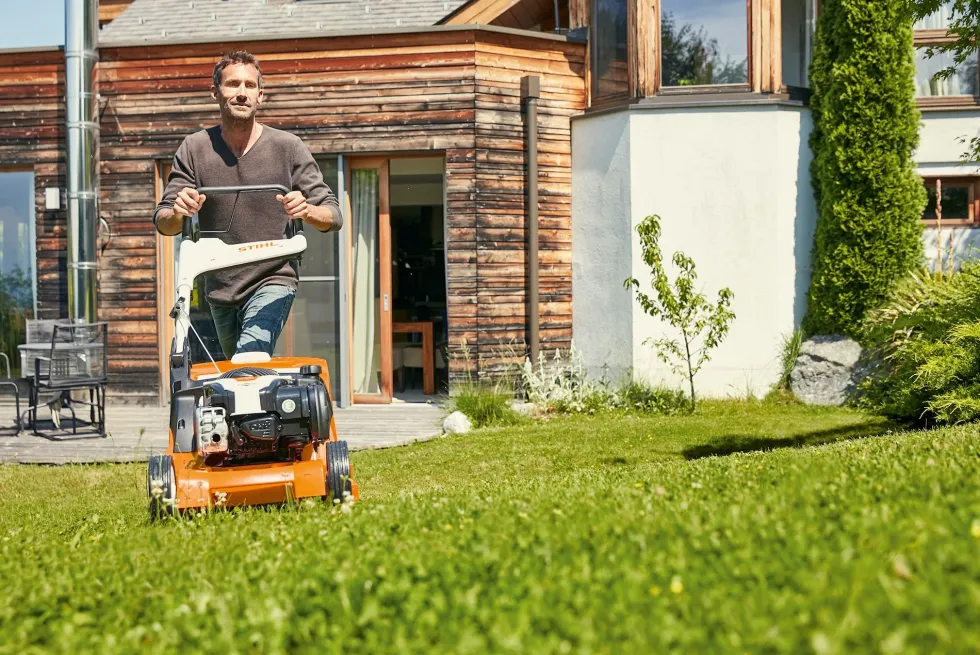 Stihl RM 448.1 TC Gräsklippare