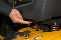 Trädgårdstraktor Cub Cadet LR1 MR76 Minirider