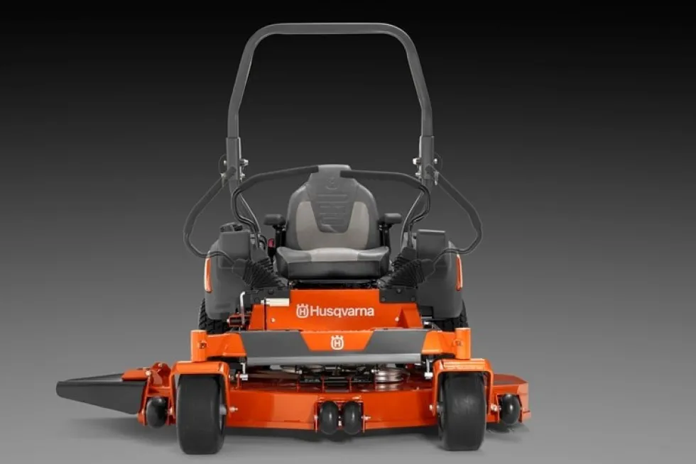 Zero-Turn Husqvarna Åkgräsklippare spasktyrd Z 448, B&S Endurance 23 hk