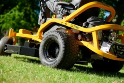 Zero-Turn Åkgräsklippare Cub Cadet Ultima XZ5 L127